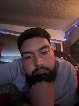 bigdickgio6923 online show from February 14, 2026, 7:10 pm