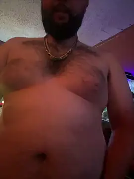 bigdickgio6923 online show from April 14, 2026, 11:55 pm