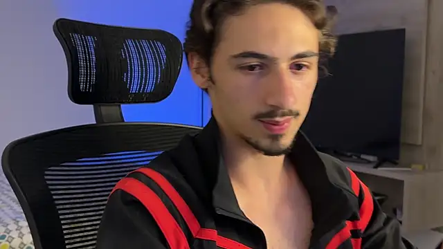Snapshot of David_Brown18 chatting on August 2, 2026, 1:59 am David Brown18 online show from August 2, 2026, 1:59 am