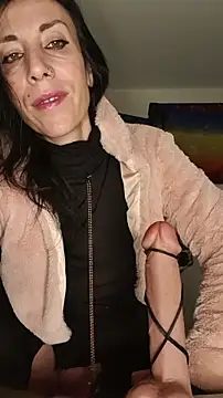 freyamoret online show from February 28, 2026, 3:51 am