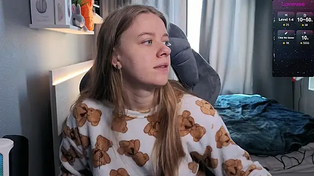 candy maggie online show from March 17, 2025, 8:40 am