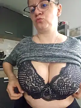 KristenVega online show from February 24, 2026, 8:12 am