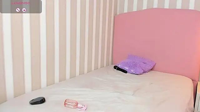 AMELIETARSON online show from January 28, 2025, 10:34 pm