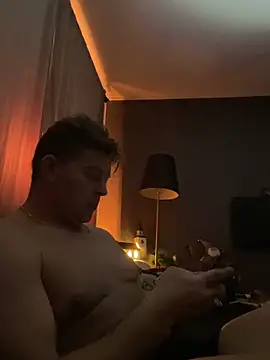 Teddan82 online show from December 7, 2024, 6:21 am