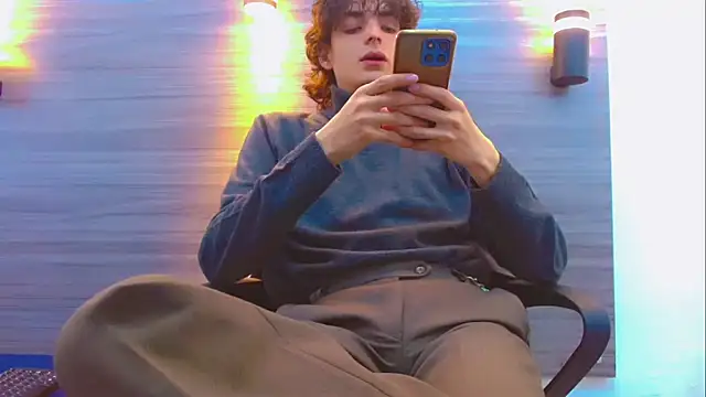 Sr BonnyEthan online show from March 21, 2026, 1:05 pm