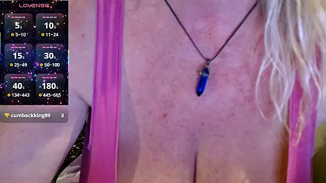 JennaDeluxe online show from October 29, 2025, 7:15 pm