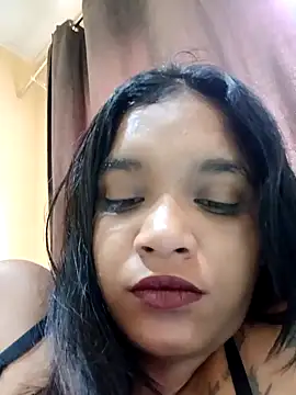 Snapshot of Indianqueen03 chatting on December 13, 2024, 8:20 am Indianqueen03 online show from December 13, 2024, 8:20 am