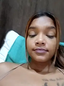 Snapshot of Indianqueen03 chatting on February 26, 2025, 4:35 pm Indianqueen03 online show from February 26, 2025, 4:35 pm