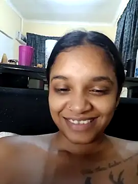 Snapshot of Indianqueen03 chatting on September 28, 2025, 9:09 pm Indianqueen03 online show from September 28, 2025, 9:09 pm