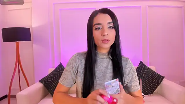 IvannaRussell online show from January 17, 2025, 11:59 am