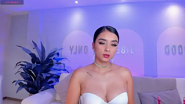 IvannaRussell online show from February 18, 2025, 12:28 pm