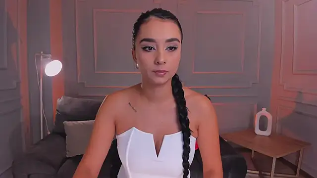 IvannaRussell online show from March 21, 2025, 12:17 pm