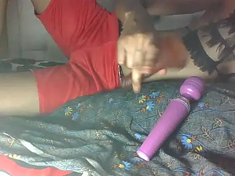 Snapshot of sweet_iddah chatting on April 14, 2026, 5:08 pm sweet iddah online show from April 14, 2026, 5:08 pm