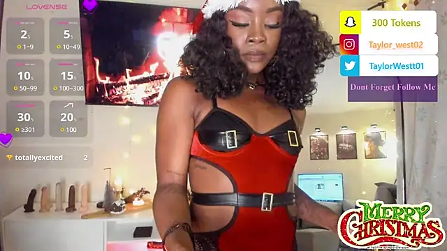 Snapshot of Miss_westt_ chatting on December 26, 2024, 3:27 am Miss westt online show from December 26, 2024, 3:27 am