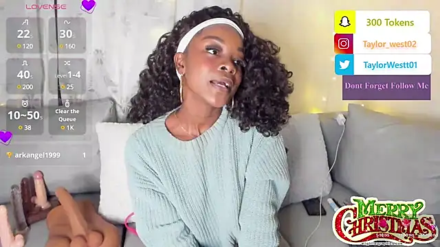 Snapshot of Miss_westt_ chatting on December 27, 2024, 3:53 am Miss westt online show from December 27, 2024, 3:53 am