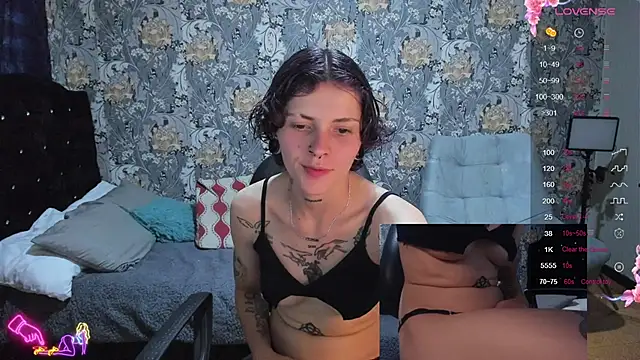 Snapshot of pretty_cristal69 chatting on July 1, 2026, 10:53 pm pretty cristal69 online show from July 1, 2026, 10:53 pm