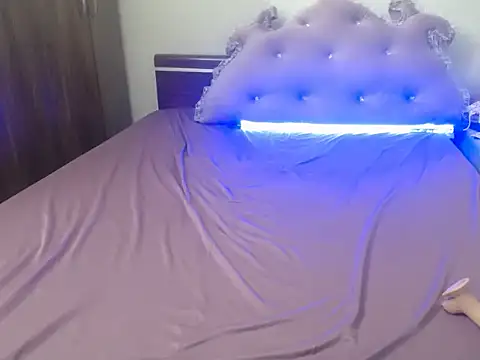 Mochi Soft online show from February 16, 2025, 7:15 am