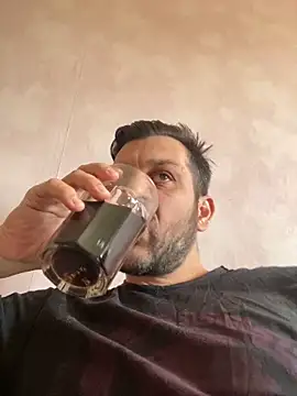 MaeltraJoy online show from October 6, 2025, 10:45 am