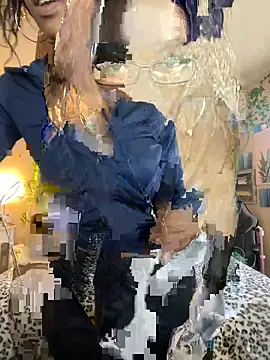 Snapshot of magicalc00ch chatting on January 21, 2025, 9:15 pm magicalc00ch online show from January 21, 2025, 9:15 pm