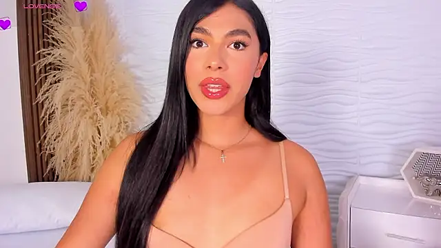 Snapshot of IsabelleFoxx_ chatting on February 11, 2026, 9:53 pm IsabelleFoxx online show from February 11, 2026, 9:53 pm