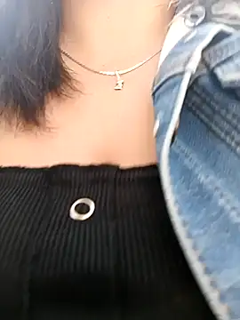 Cristal  04 online show from January 22, 2025, 3:29 pm