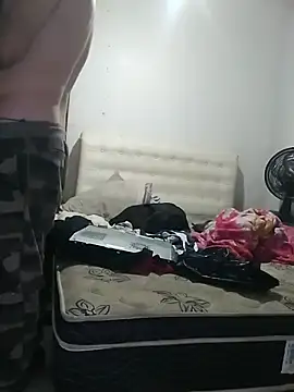 Snapshot of pikalindaxx chatting on February 2, 2026, 8:51 pm pikalindaxx online show from February 2, 2026, 8:51 pm