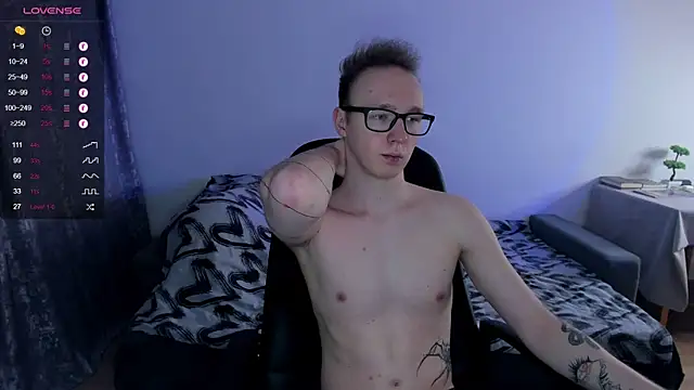 Alex silents online show from February 11, 2025, 1:41 pm