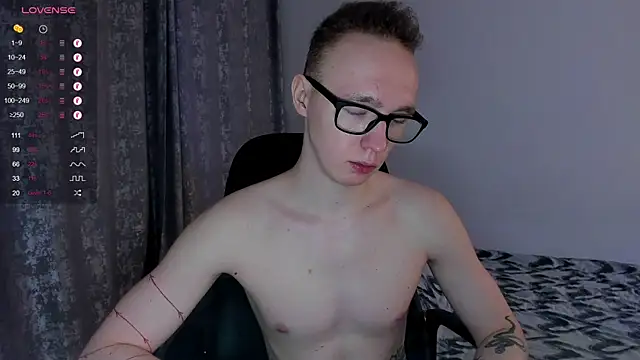 Alex silents online show from March 8, 2025, 4:06 pm