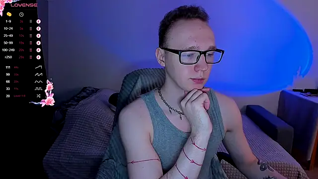 Alex silents online show from November 29, 2025, 12:52 pm