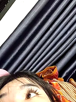 Berrysweet 68 online show from March 21, 2025, 2:18 pm