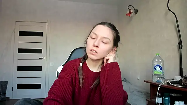 Adela Vetta online show from February 25, 2025, 2:00 pm
