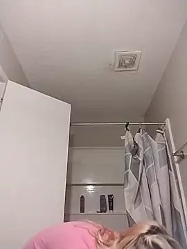 xWhoreAbleX Pika online show from April 11, 2026, 4:00 pm