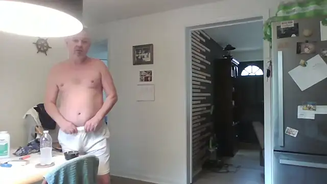 Snapshot of keiferkriss chatting on September 16, 2025, 4:30 pm keiferkriss online show from September 16, 2025, 4:30 pm