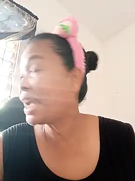 Snapshot of Fon_Bigboobs chatting on September 12, 2025, 7:30 am Fon Bigboobs online show from September 12, 2025, 7:30 am