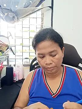 Snapshot of Fon_Bigboobs chatting on September 20, 2025, 6:47 am Fon Bigboobs online show from September 20, 2025, 6:47 am