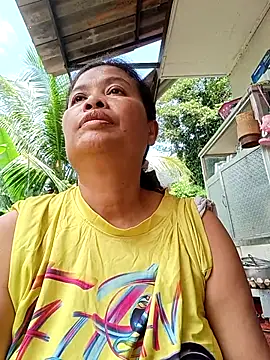 Snapshot of Fon_Bigboobs chatting on September 26, 2025, 5:00 am Fon Bigboobs online show from September 26, 2025, 5:00 am