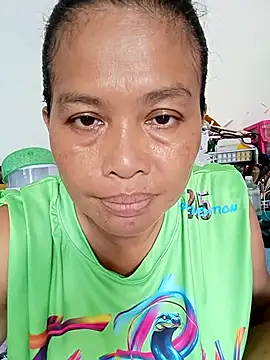 Snapshot of Fon_Bigboobs chatting on October 7, 2025, 5:04 am Fon Bigboobs online show from October 7, 2025, 5:04 am