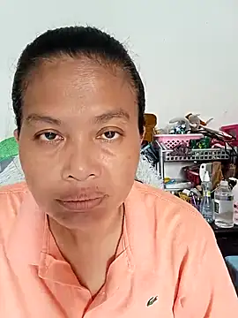 Snapshot of Fon_Bigboobs chatting on October 10, 2025, 7:40 am Fon Bigboobs online show from October 10, 2025, 7:40 am