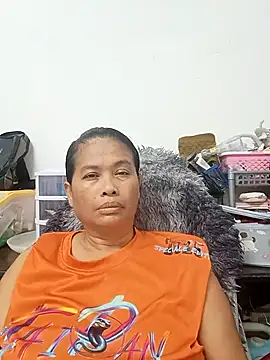 Snapshot of Fon_Bigboobs chatting on October 19, 2025, 11:22 am Fon Bigboobs online show from October 19, 2025, 11:22 am