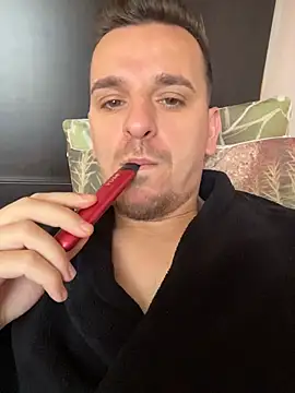 Huge cock22cm online show from May 29, 2026, 6:44 am