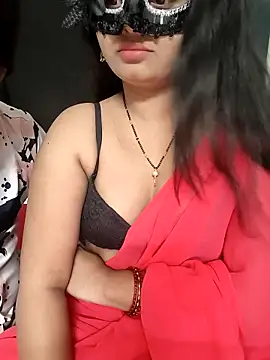 Snapshot of Magical-Couple-telugu chatting on March 31, 2026, 1:29 am Magical-Couple-telugu online show from March 31, 2026, 1:29 am