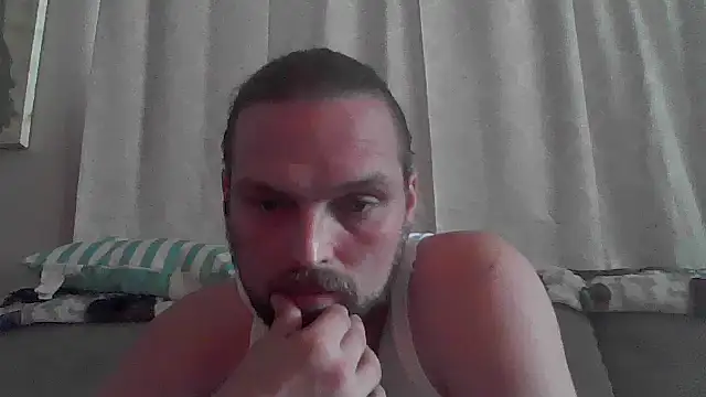 Snapshot of VitaminDrewFl chatting on June 13, 2026, 2:37 pm VitaminDrewFl online show from June 13, 2026, 2:37 pm
