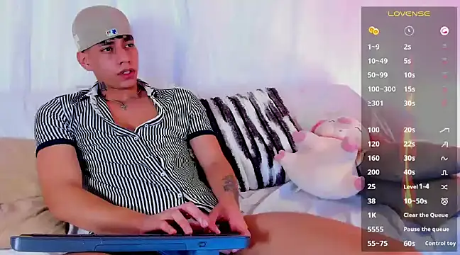 Josep Davies online show from February 23, 2025, 3:35 am