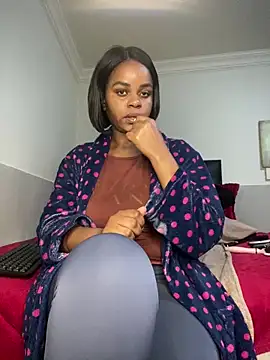 Snapshot of Fiercefoxxy chatting on June 7, 2026, 3:27 pm Fiercefoxxy online show from June 7, 2026, 3:27 pm