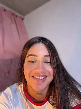 Snapshot of Little_Gaby_ chatting on July 22, 2026, 4:59 am Little Gaby online show from July 22, 2026, 4:59 am