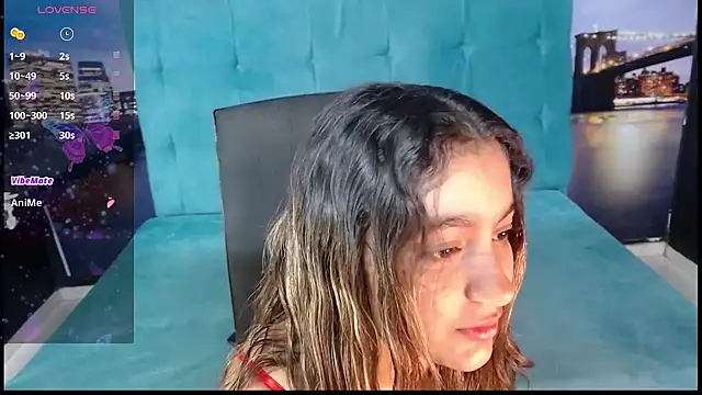 Snapshot of IsabellAndYessi chatting on March 1, 2025, 12:23 pm IsabellAndYessi online show from March 1, 2025, 12:23 pm