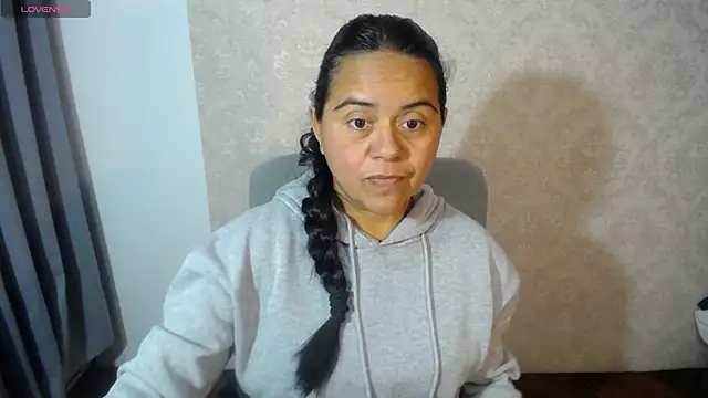 kendra  mamba online show from January 11, 2025, 1:27 am