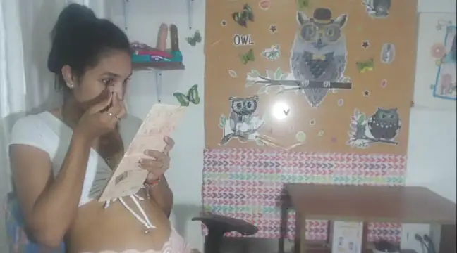 KamileLatinasexy online show from January 19, 2025, 9:02 pm