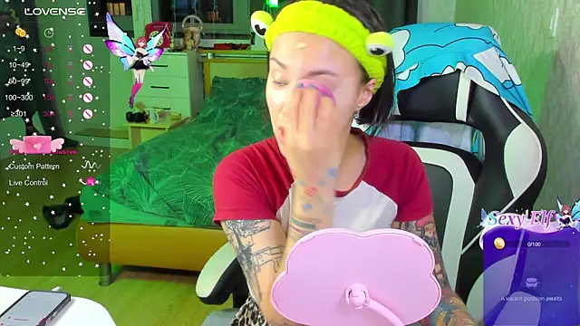 folinskayyya online show from February 10, 2026, 12:48 am