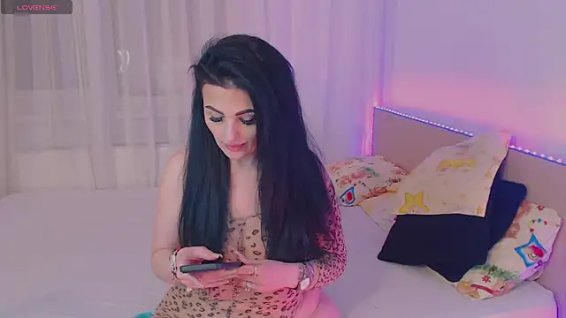 jesselines  online show from May 22, 2026, 6:02 pm